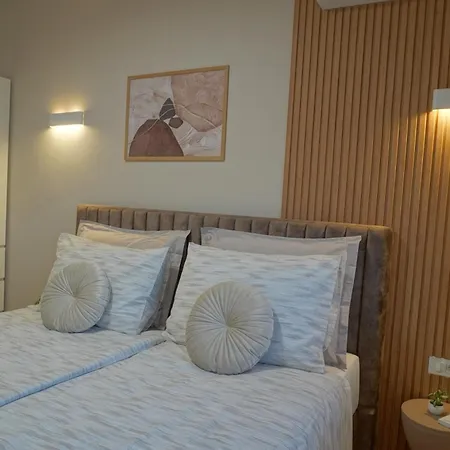 Villa Blue Horizon With Heated Pool 4br And Skylight