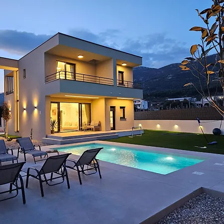 New Blue Horizon With Heated Pool Βίλα