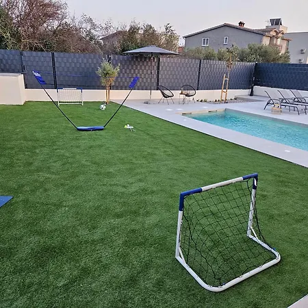 Βίλα New Blue Horizon With Heated Pool *