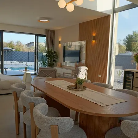 Blue Horizon With Heated Pool 4br And Skylight فيلة