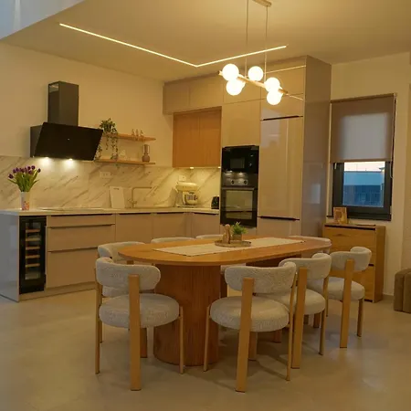 Blue Horizon With Heated Pool 4br And Skylight Вілла *