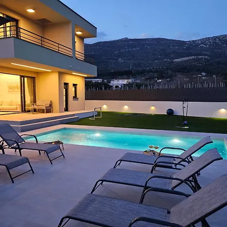 Blue Horizon With Heated Pool 4br And Skylight فيلة *