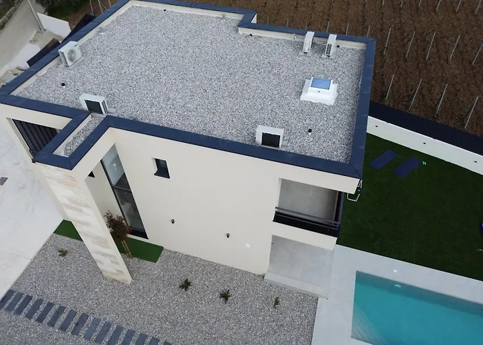 New Blue Horizon With Heated Pool Βίλα Kaštela