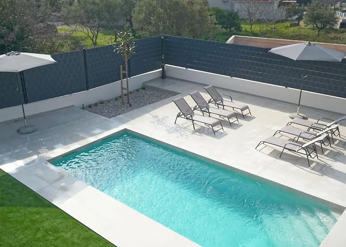 Βίλα New Blue Horizon With Heated Pool *