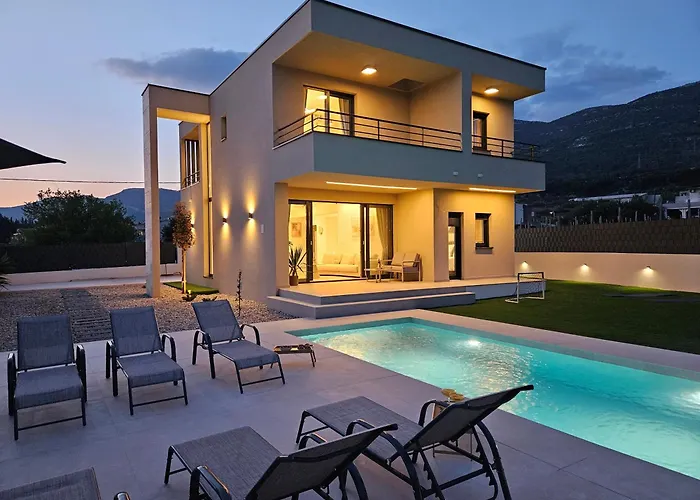 New Blue Horizon With Heated Pool Βίλα Kaštela